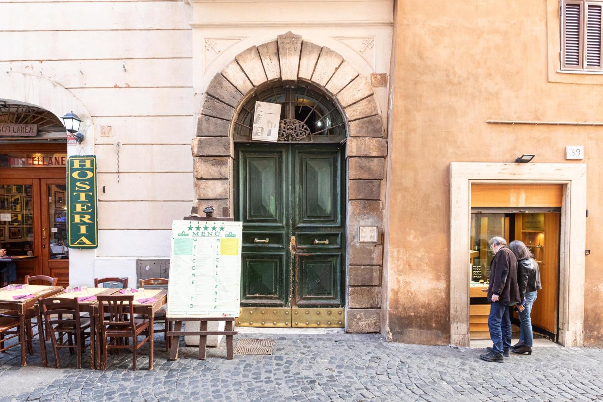 Appartamento Con Terrazzino Al Pantheon Rome Exterior photo
