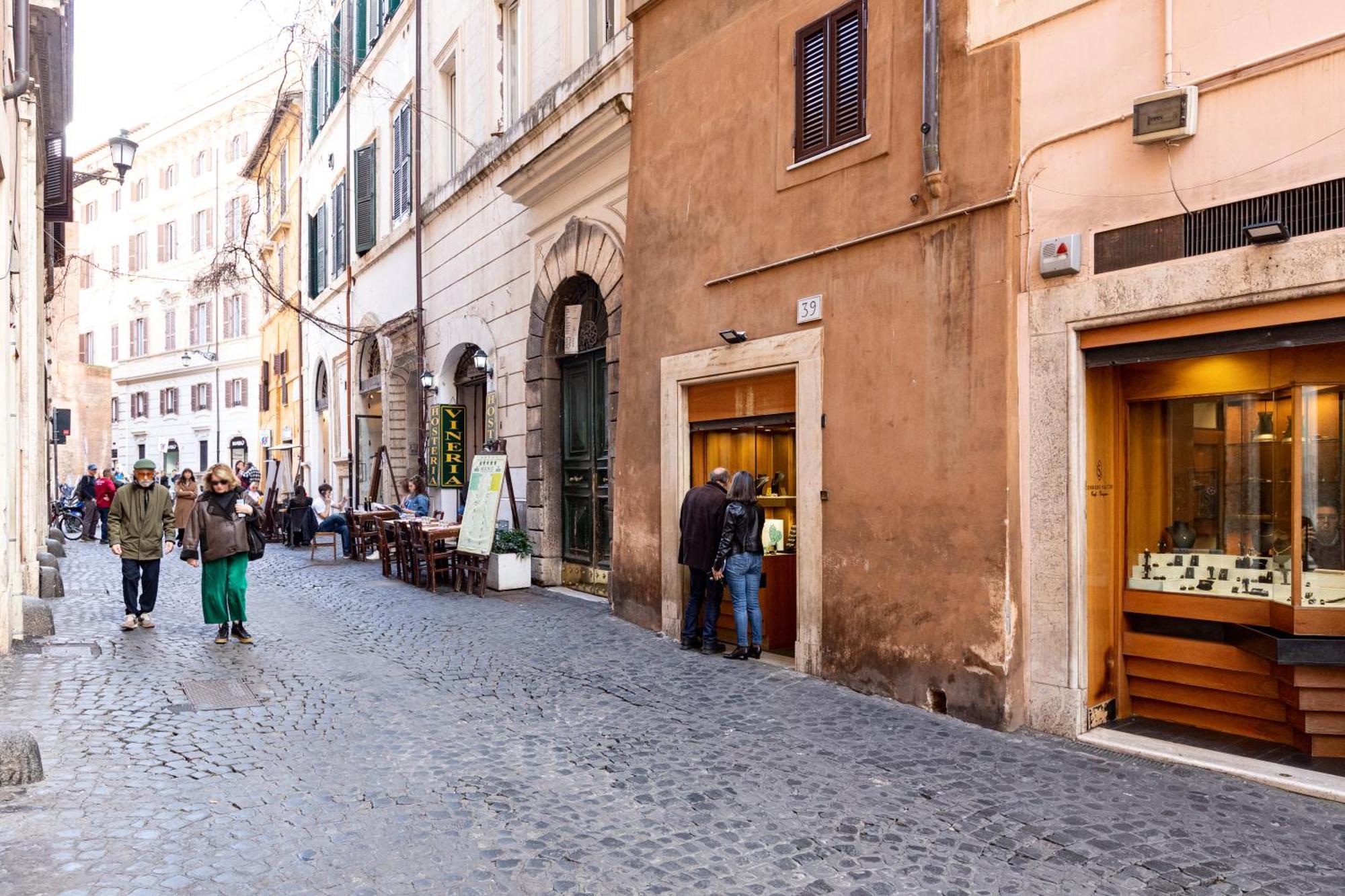 Appartamento Con Terrazzino Al Pantheon Rome Exterior photo